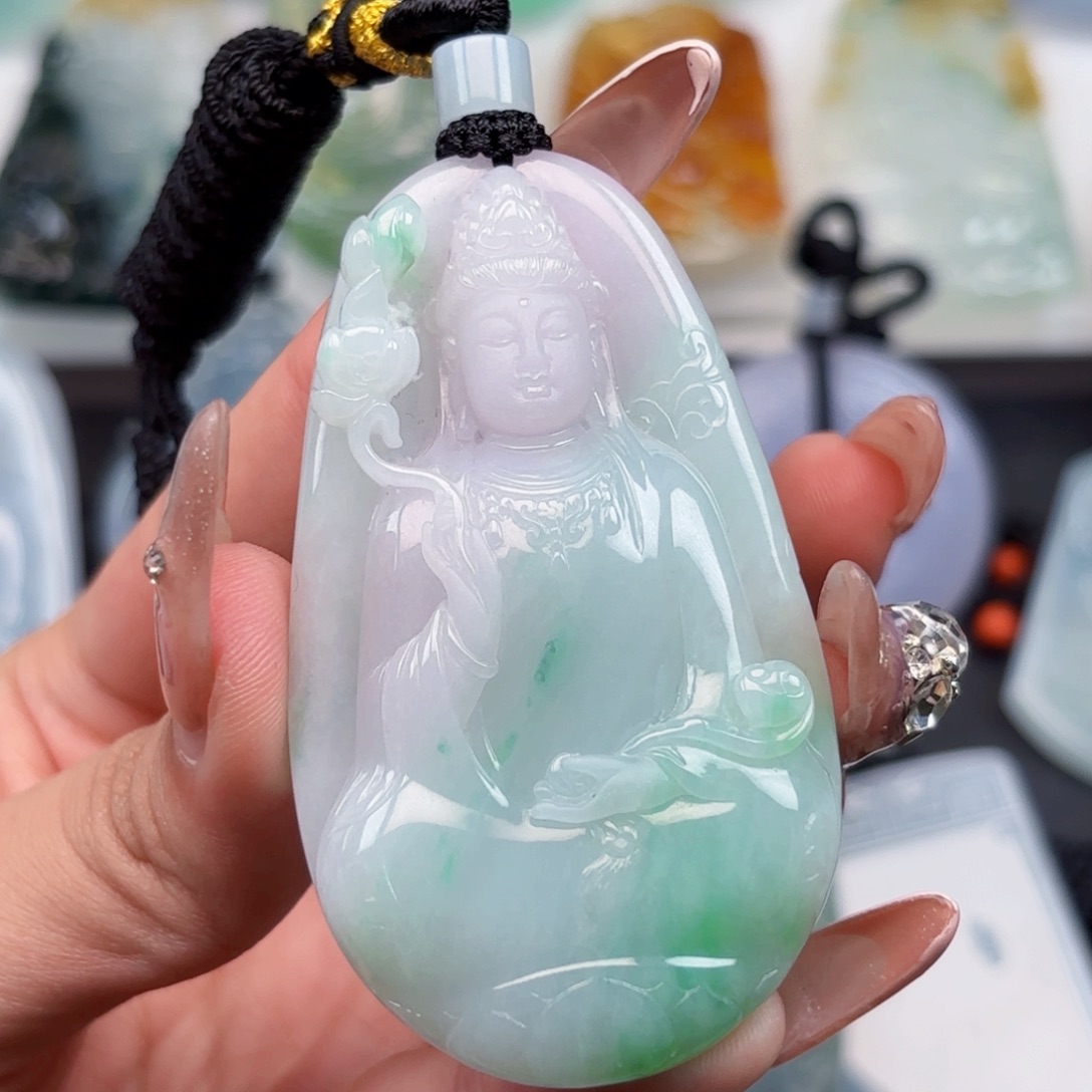 涂***)翡翠未镶嵌颈饰大势至