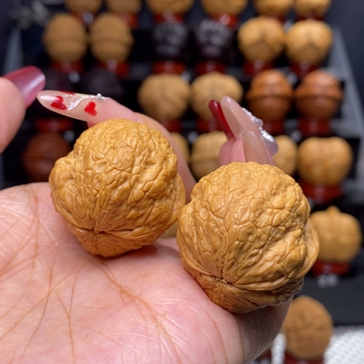 文玩核桃把件小霸王34号