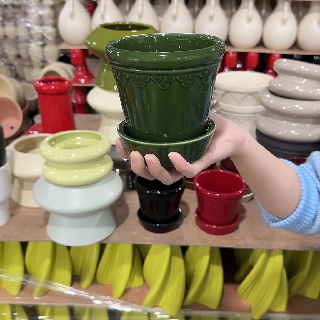 b4绿色带托花盆花盆花盆