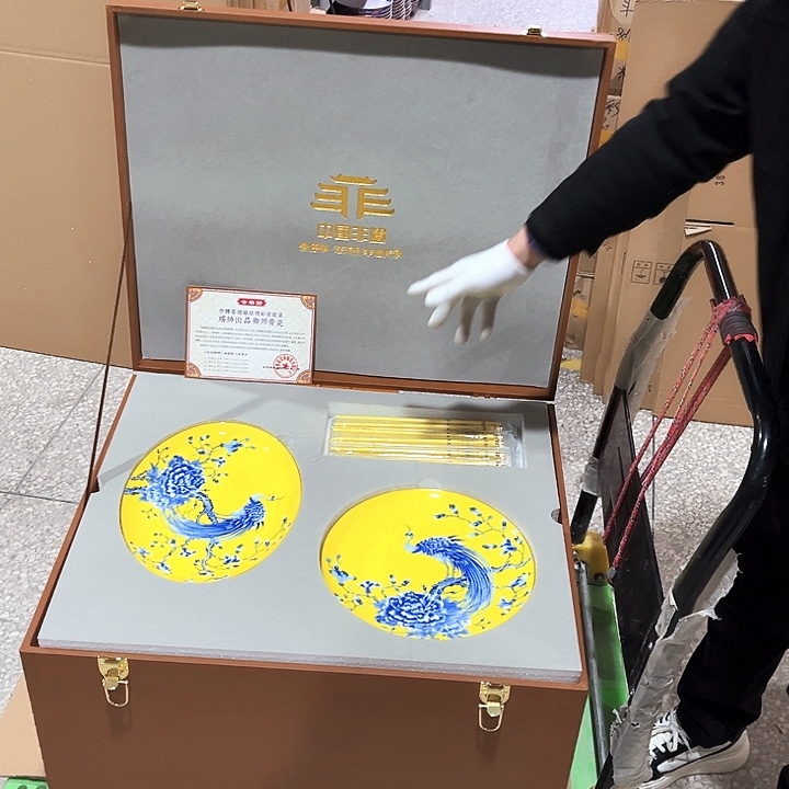 瓷。。。。。。。。。。。。。。。。。。。。。。