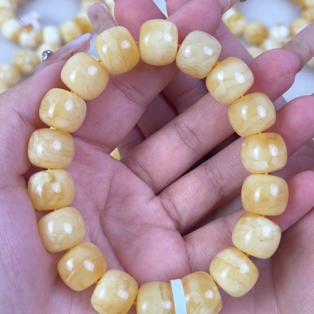 琥珀裸石未镶嵌尺寸14