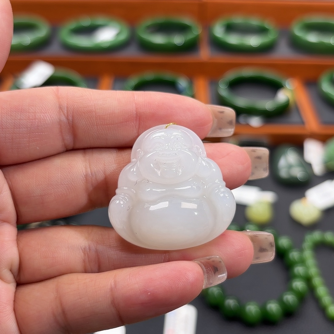 和田玉未镶嵌吊坠(不含链)黑山