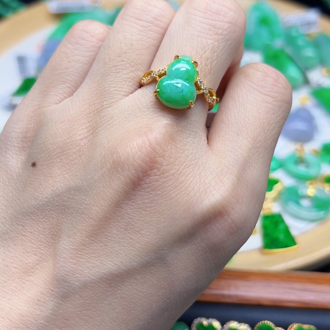 翡翠戒指银S925镶嵌天然缅料A货一件