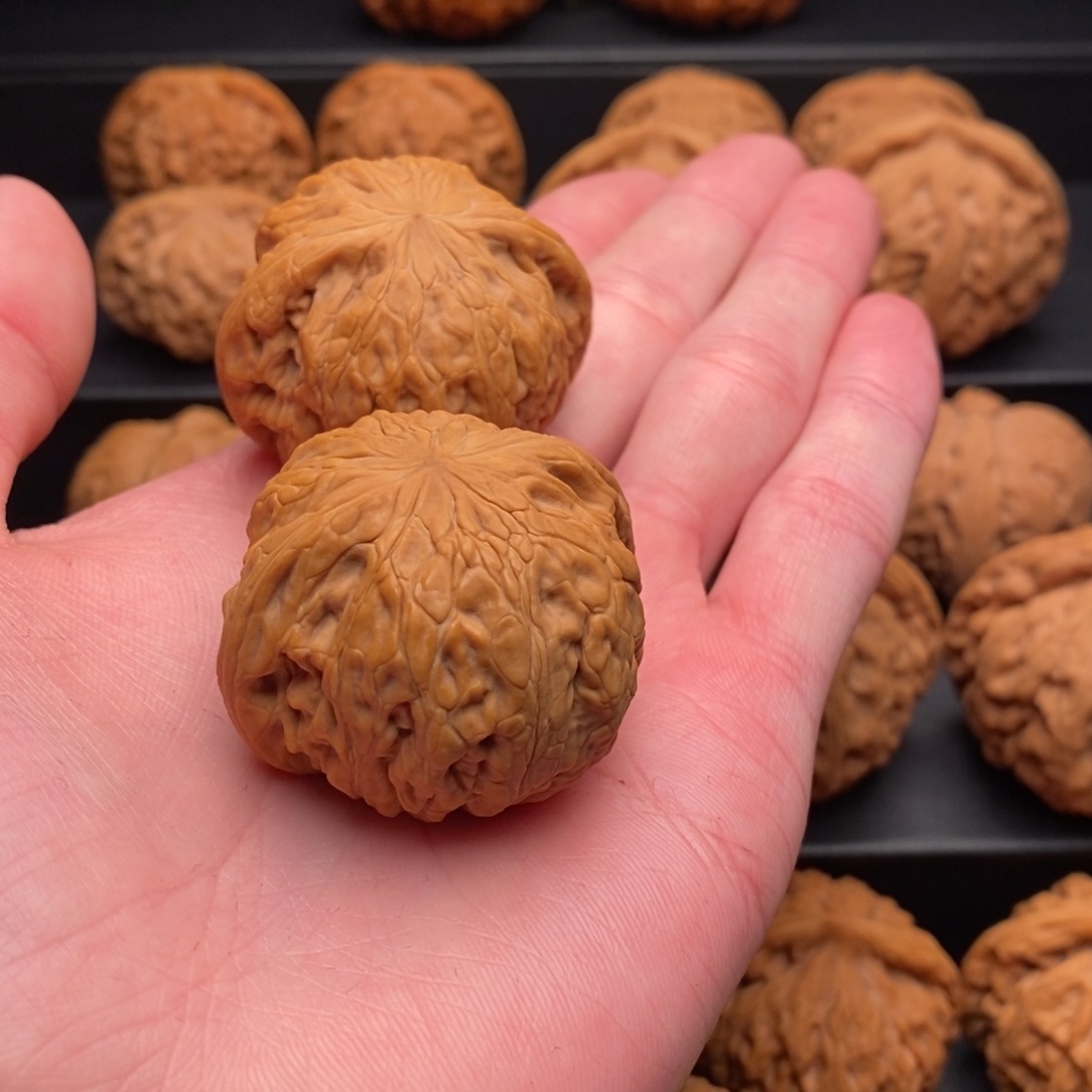 文玩核桃把件42铁锤