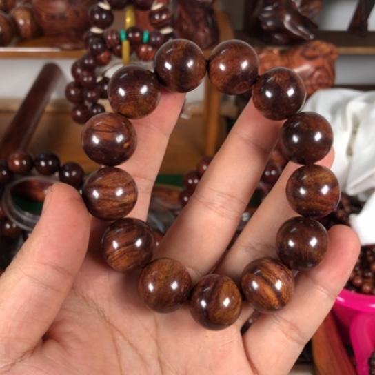 【闪购商品】手串/手链黄花梨/降香黄檀18