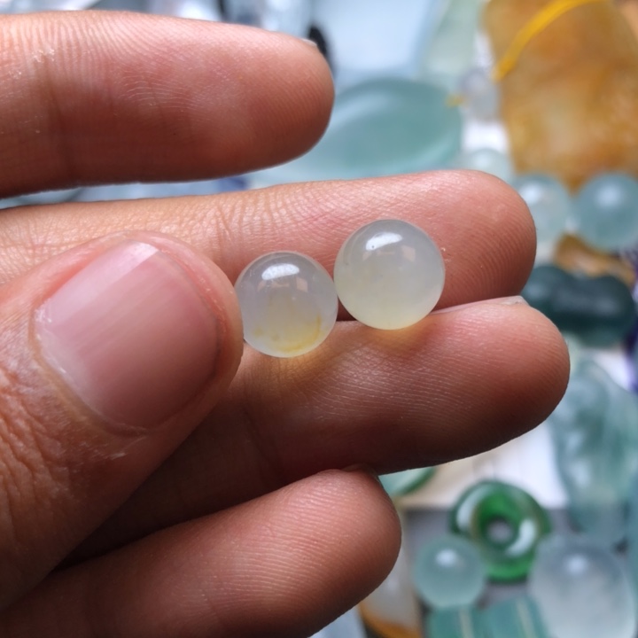 定制翡翠未镶嵌挂件