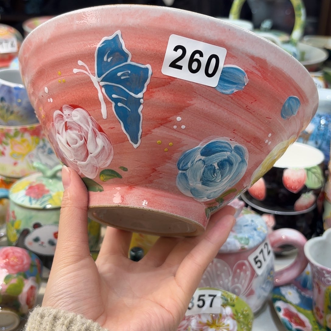 瓷片兔兔好可爱啊我好