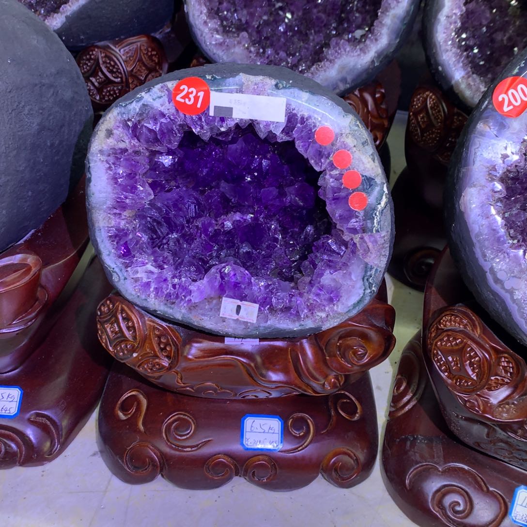 紫晶摆件未镶嵌莹