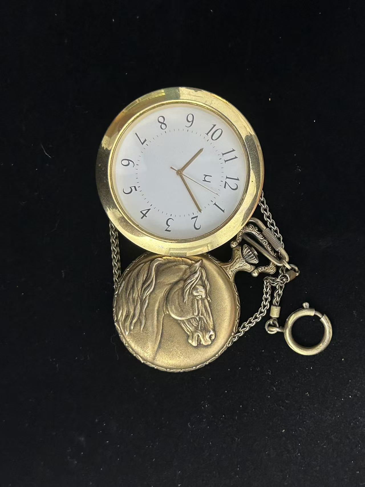 <以主播过款为准>钟表