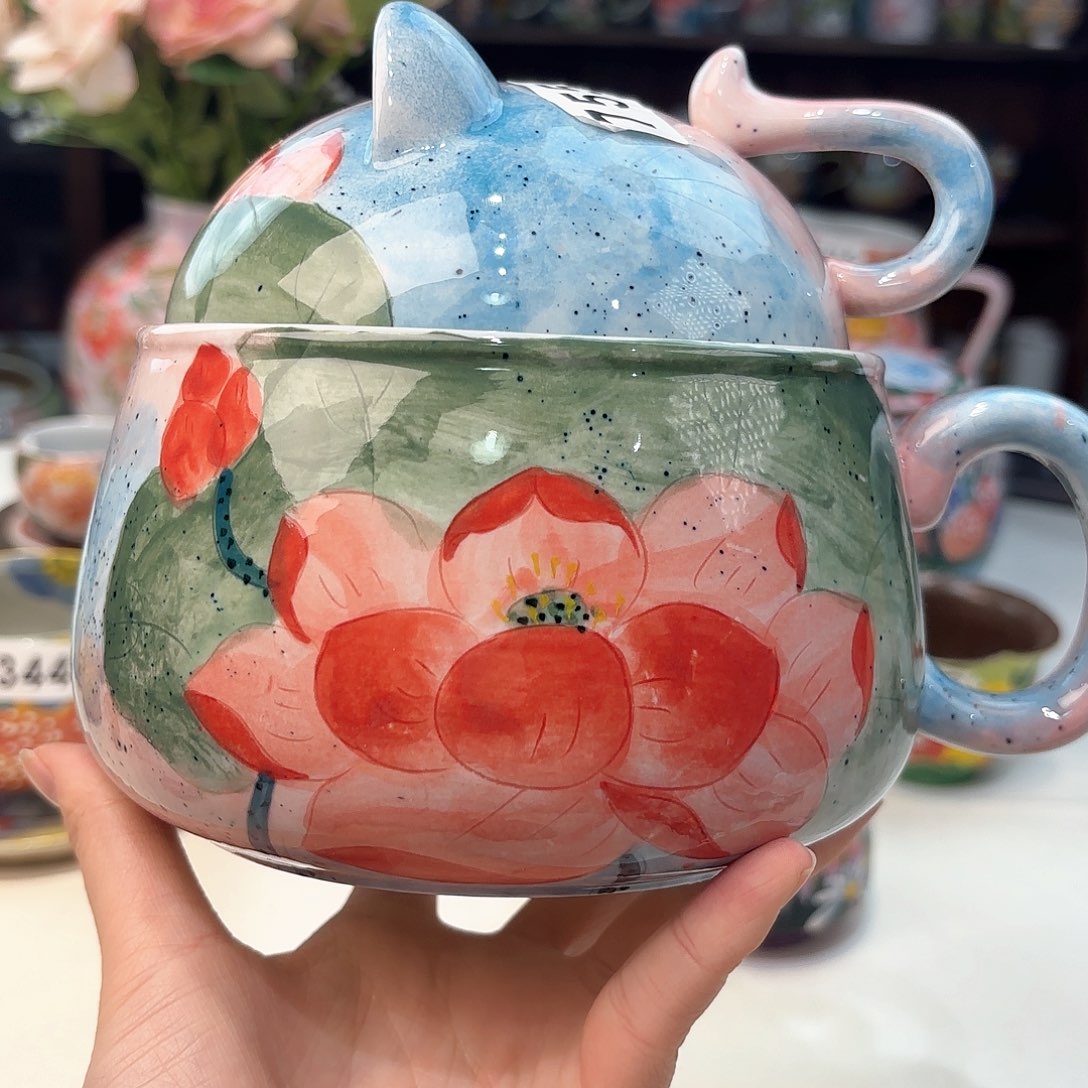 瓷片兔兔好可爱啊我