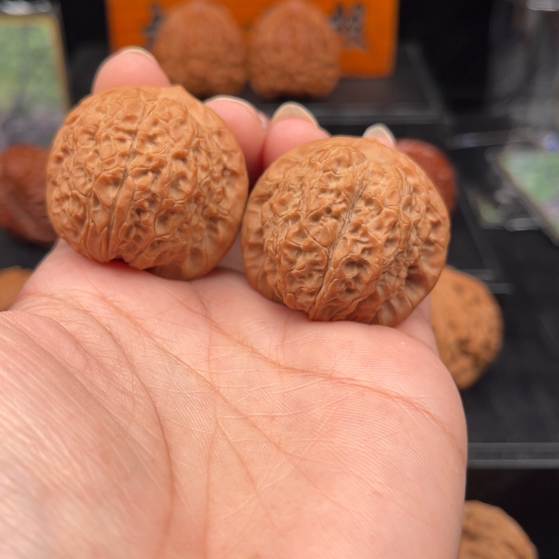 【闪购商品】文玩核桃吊坠用****w血麒麟