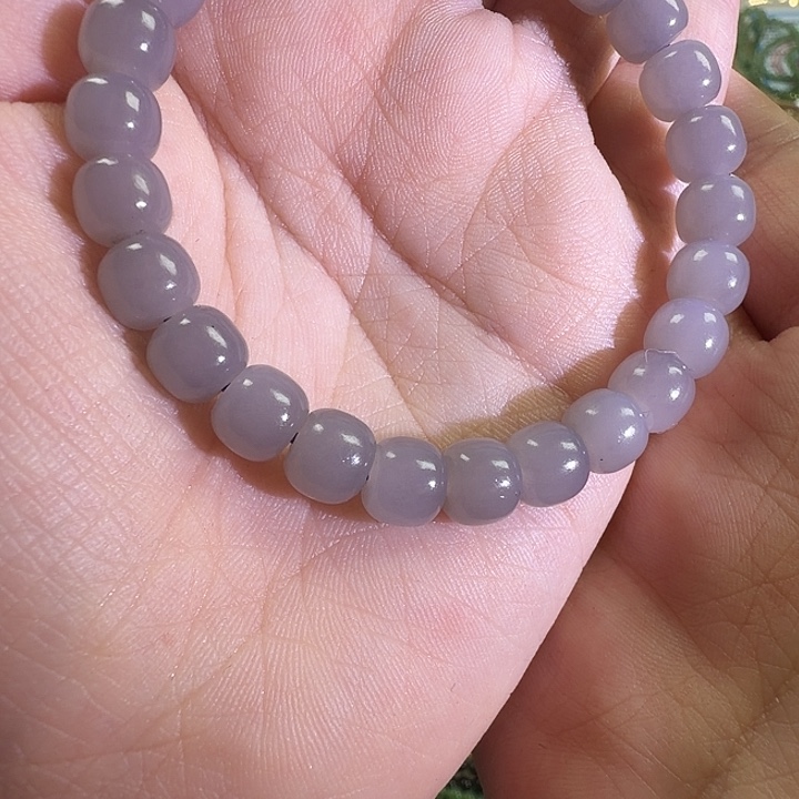 吴***万和田玉未镶嵌手链