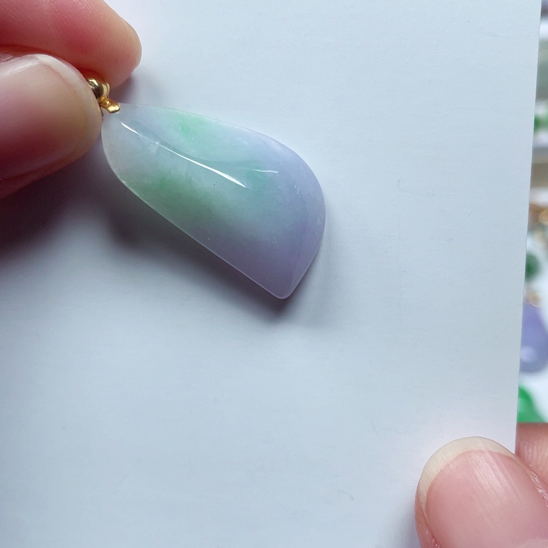 吊坠(不含链)18K金镶嵌翡翠