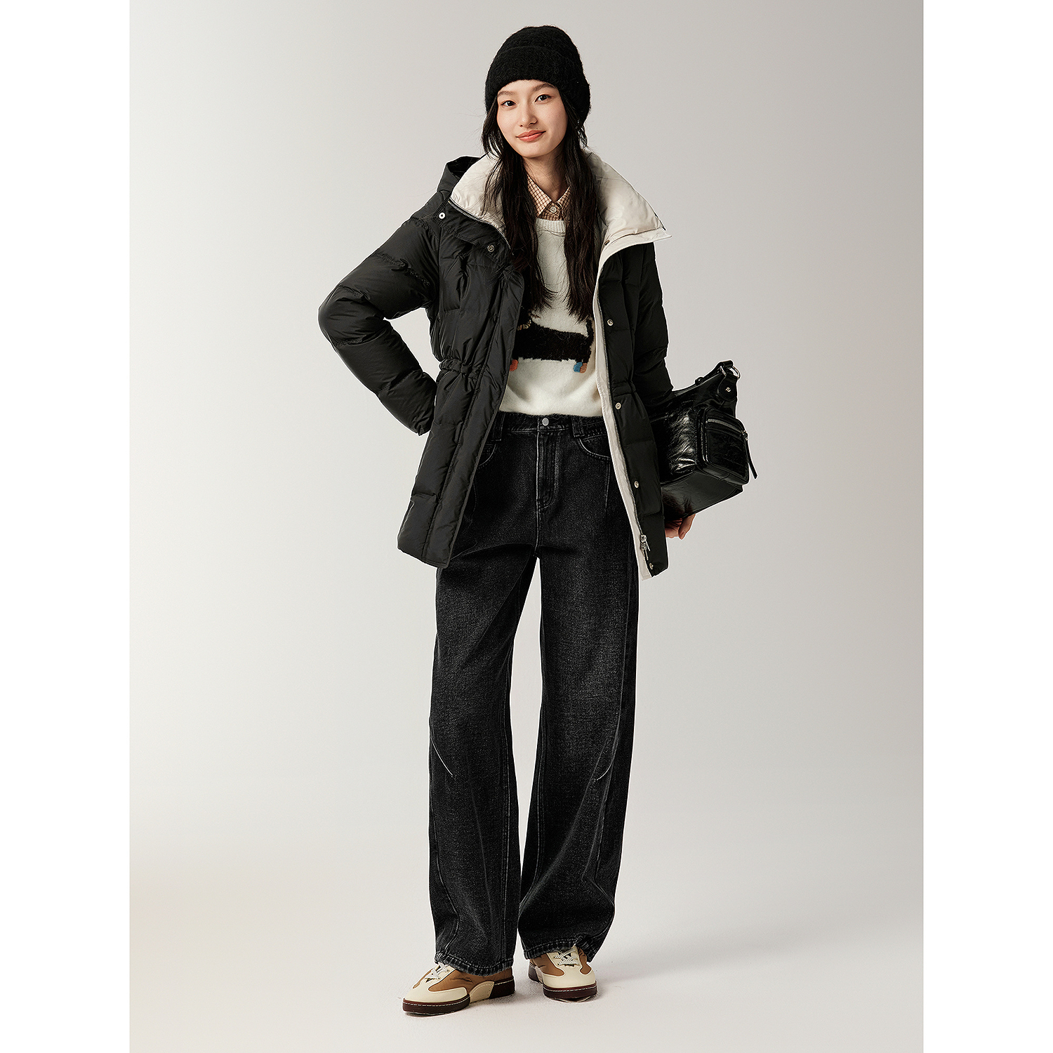 玖姿·安娜蔻优雅显瘦帽领中长收腰鸭绒羽绒女2025冬季款JTFD03202