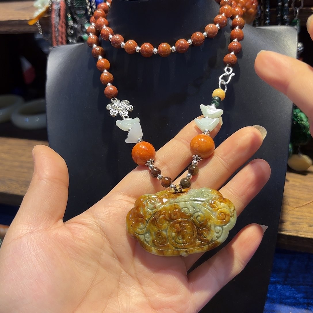 翡翠颈饰未镶嵌原创