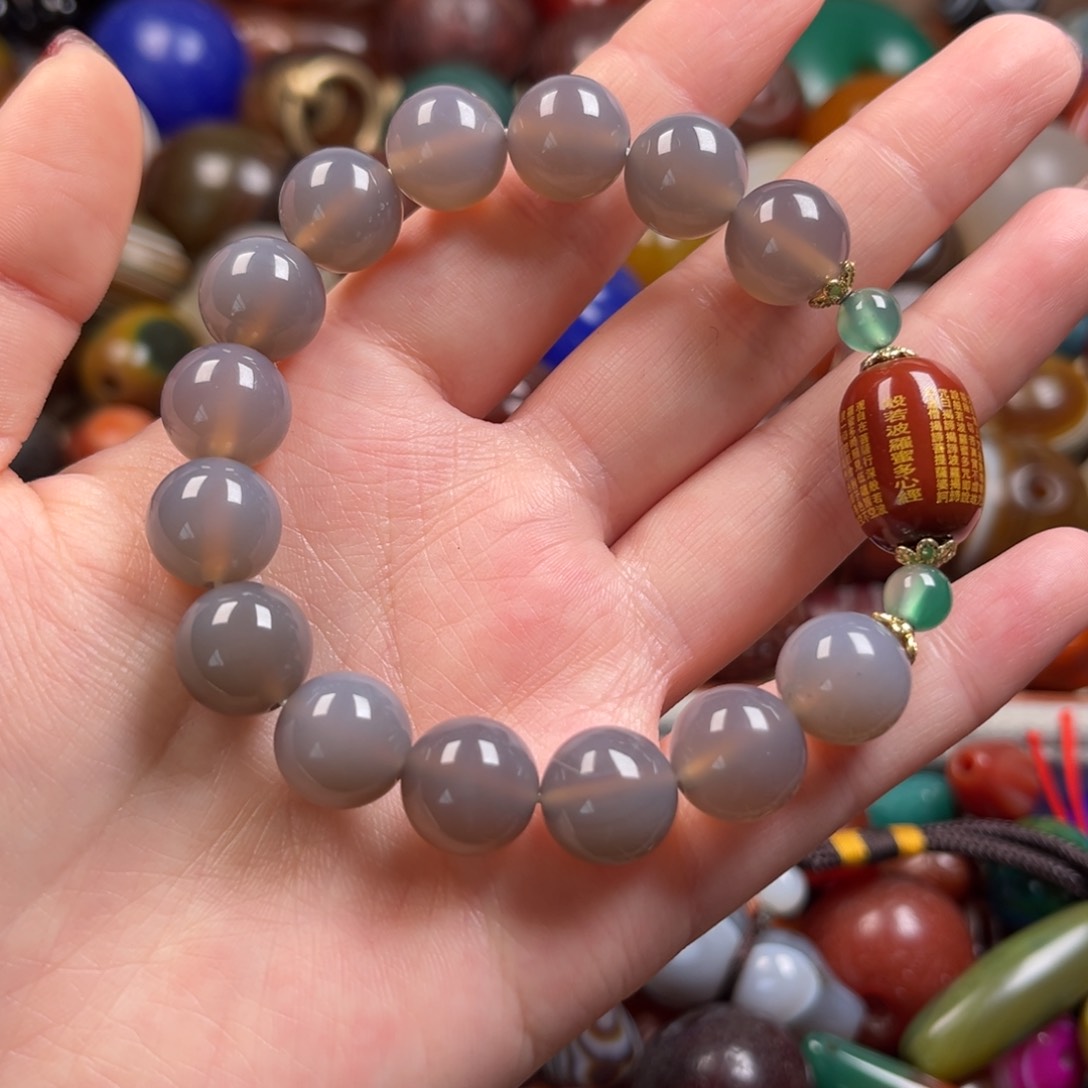 玛瑙/玉髓颈饰未镶嵌