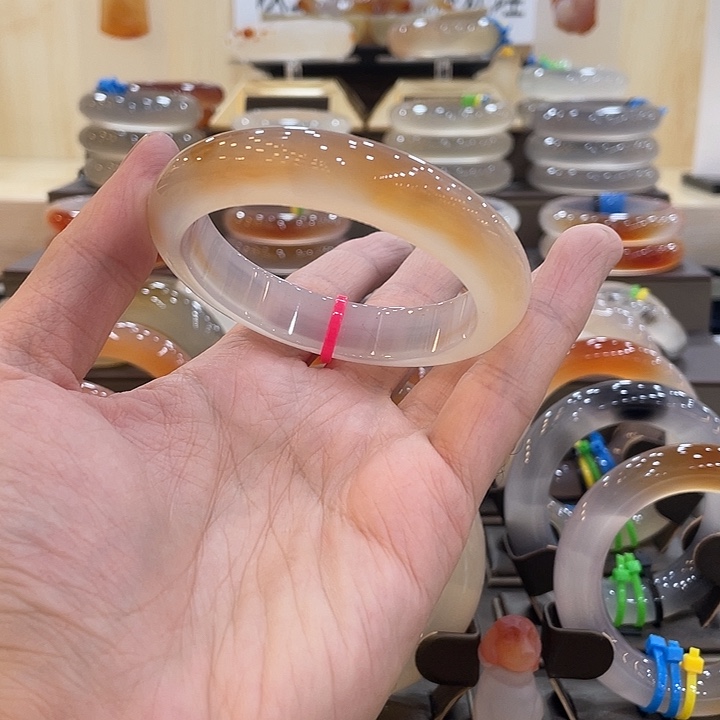 玛瑙/玉髓未镶嵌手镯8