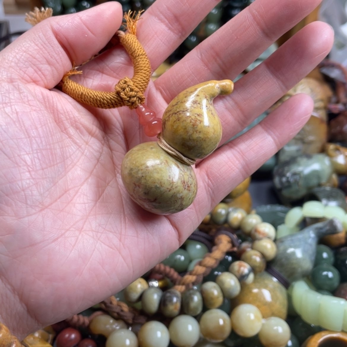 【闪购商品】岫岩河磨玉（透闪石质玉）挂件未镶嵌