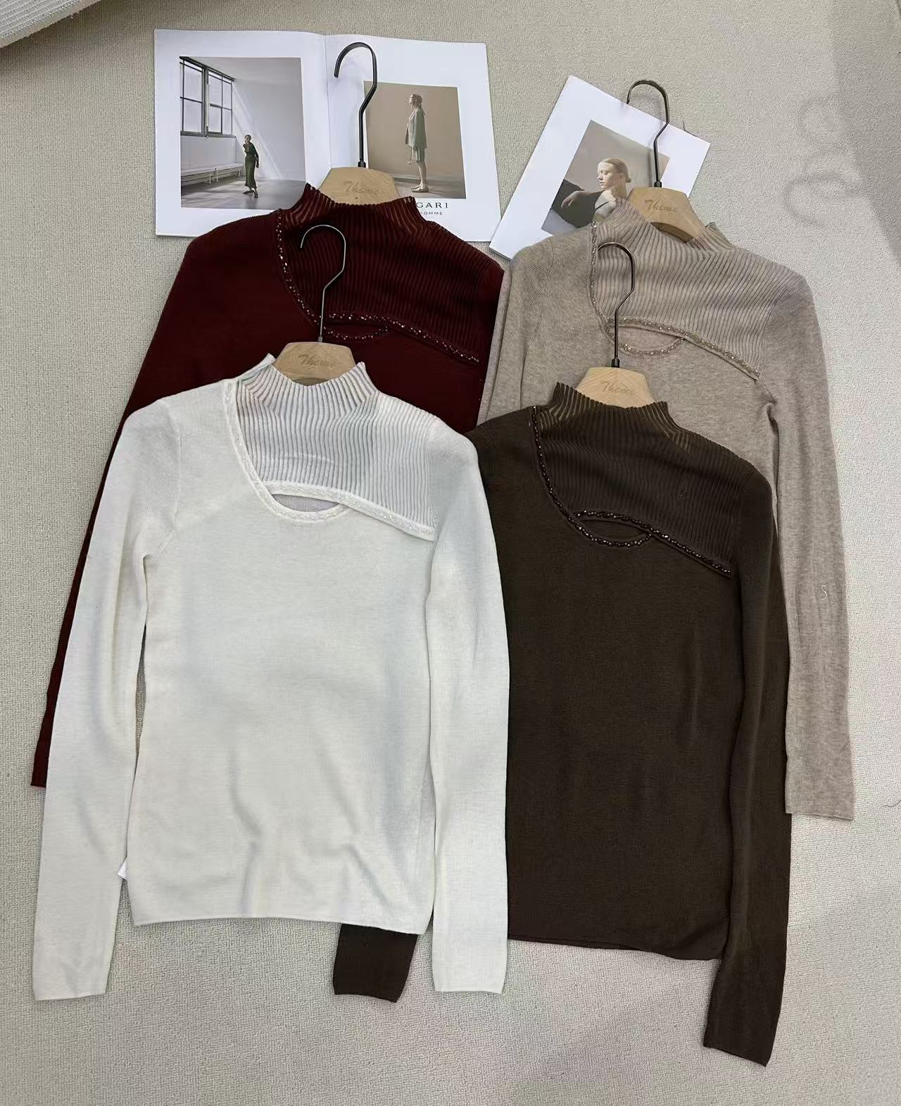 5279-3102 美丽诺羊毛纯色套头修身领口设计时尚毛针织衫套头款