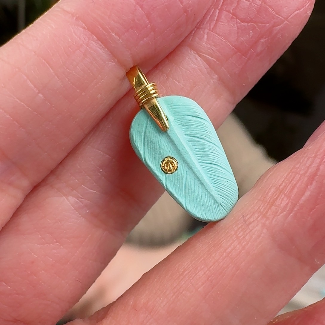 绿松石珠宝奇石18K金镶嵌