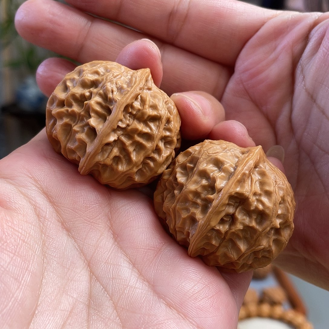 桃核把件41×34尺全品黄松峪元宝A151已打底