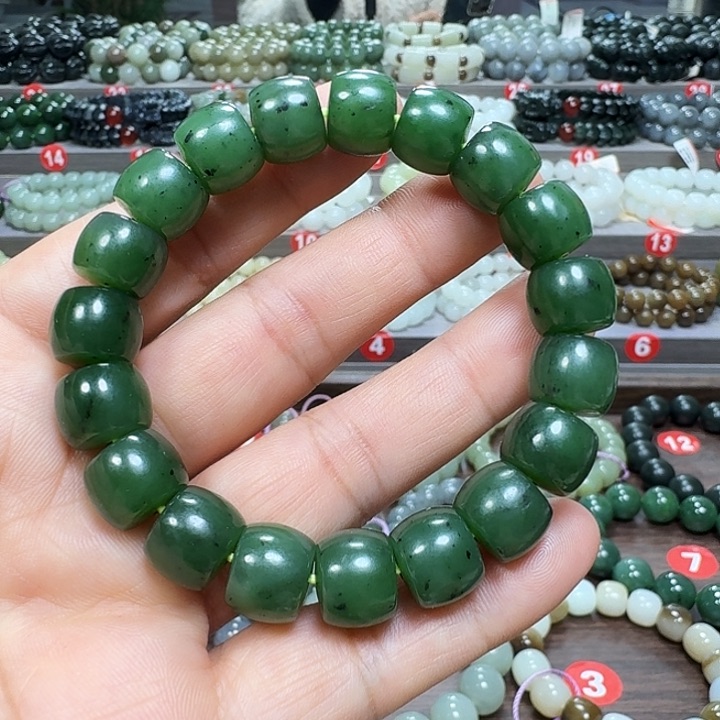 未镶嵌手链和田玉（碧玉）直切卡12