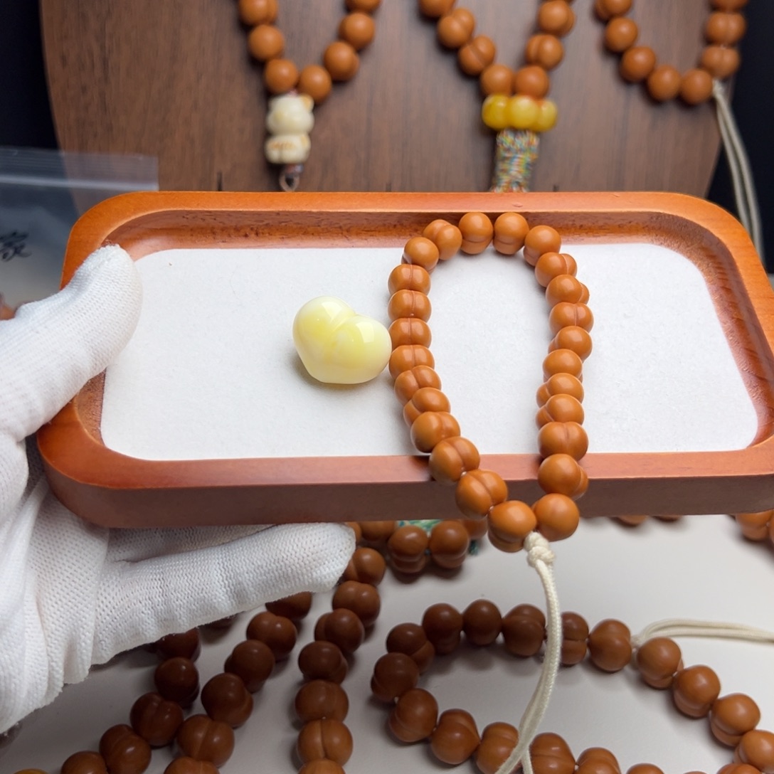 尼***亚吊坠猴头核桃屁桃