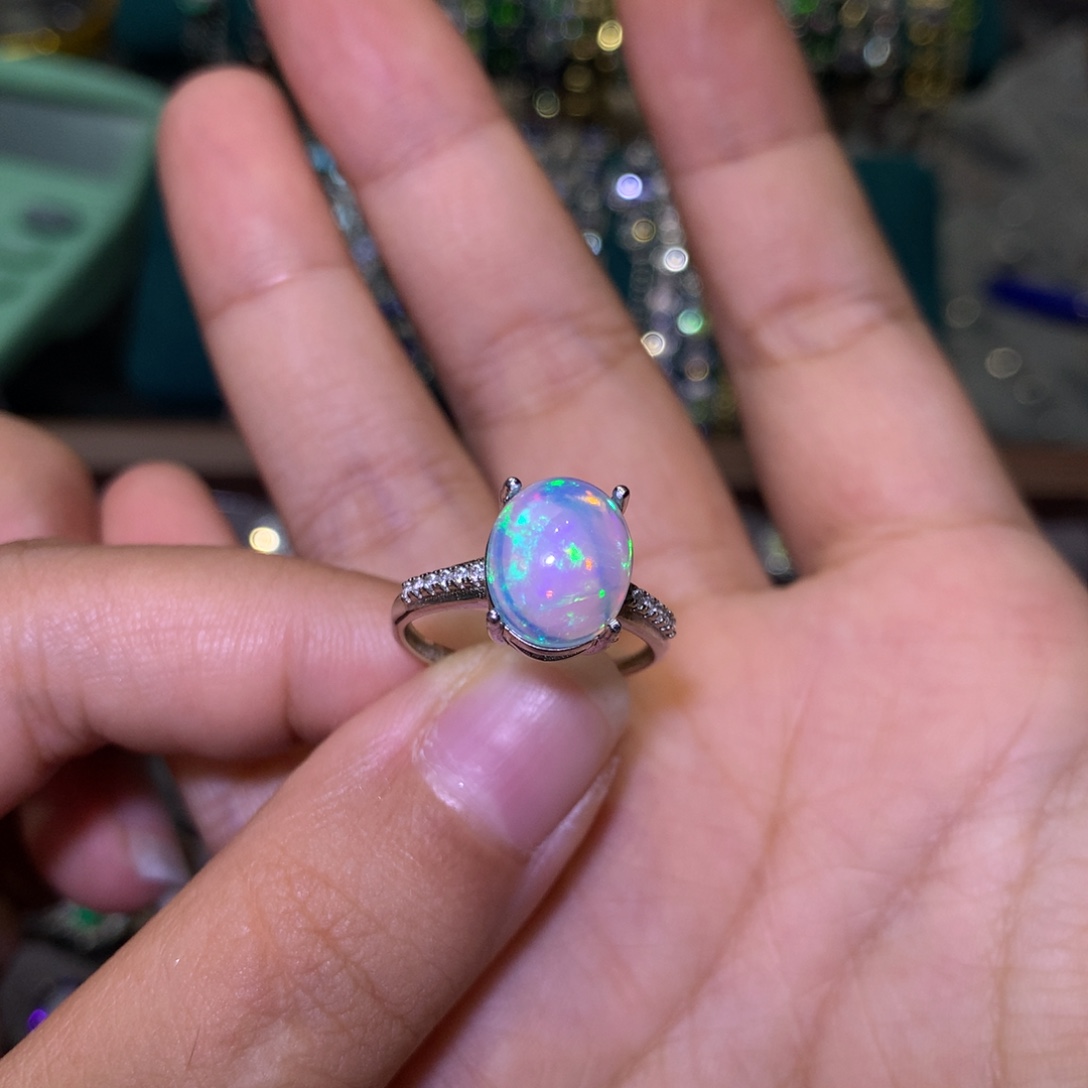 好***连欧泊银S925镶嵌戒指