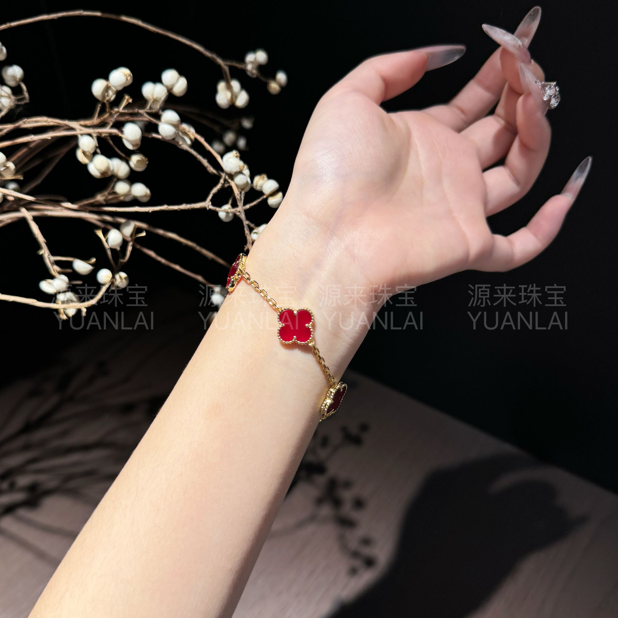 四叶草红五花手链YL3567
