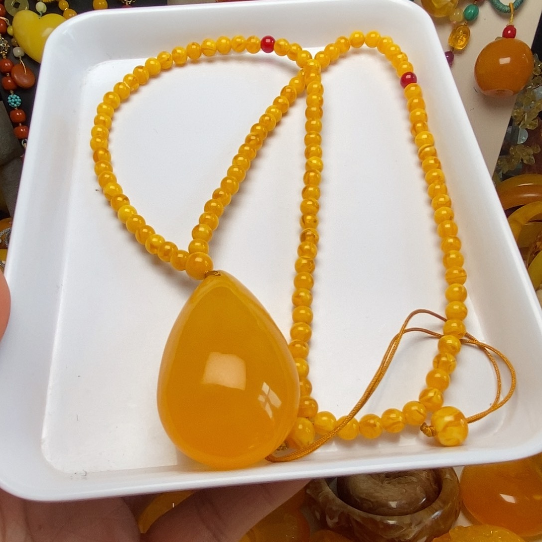 精品吊坠项链搭配珠