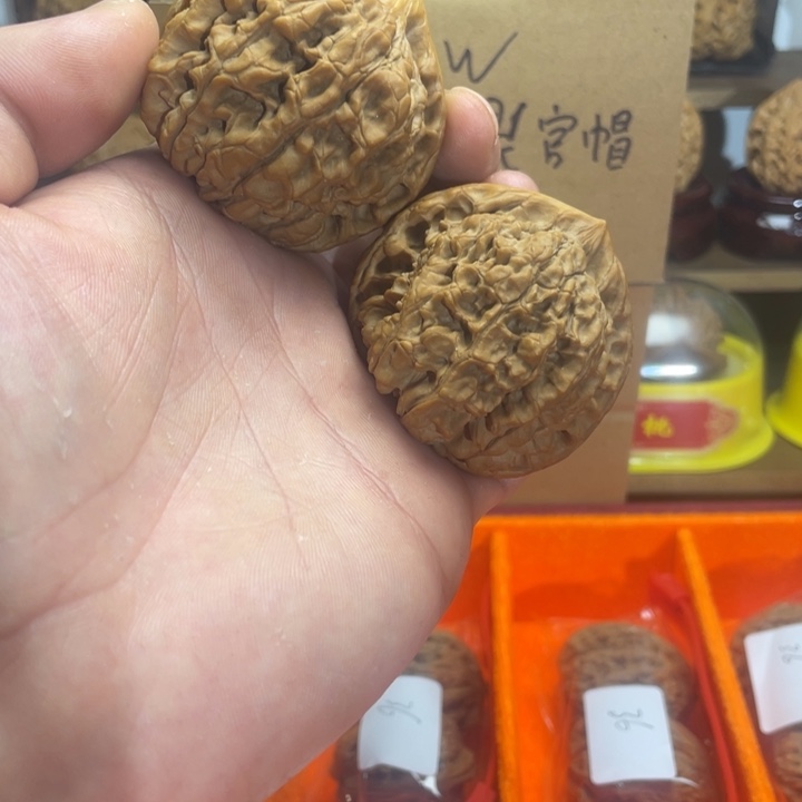 小***義文玩核桃吊坠文玩核桃龙顶