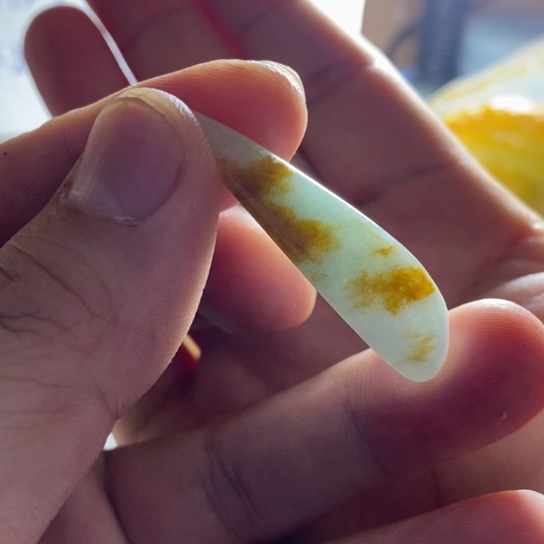 翡翠未镶嵌颈饰翡