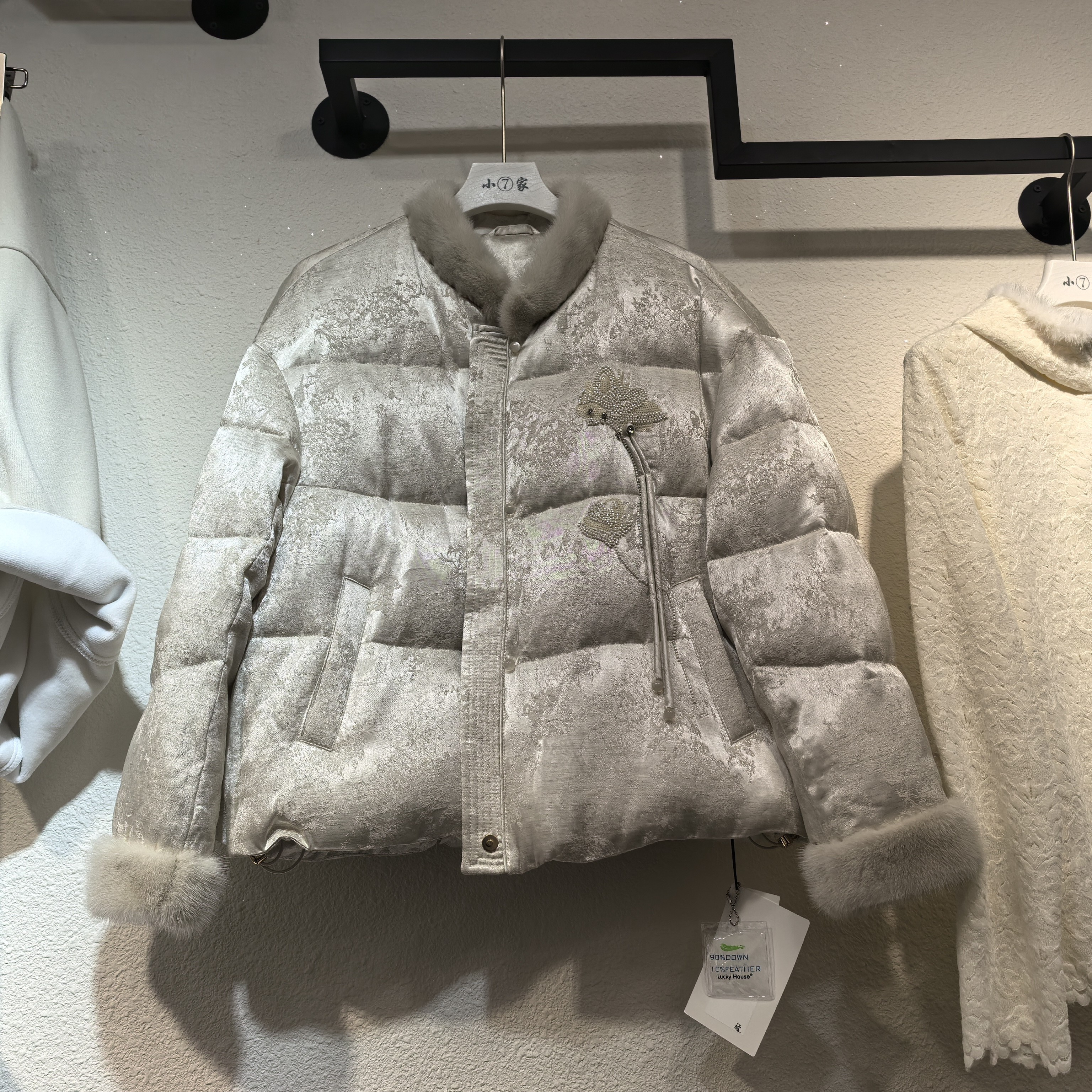 新中式简约拼接刺绣国风女短款冬季显瘦百搭外套