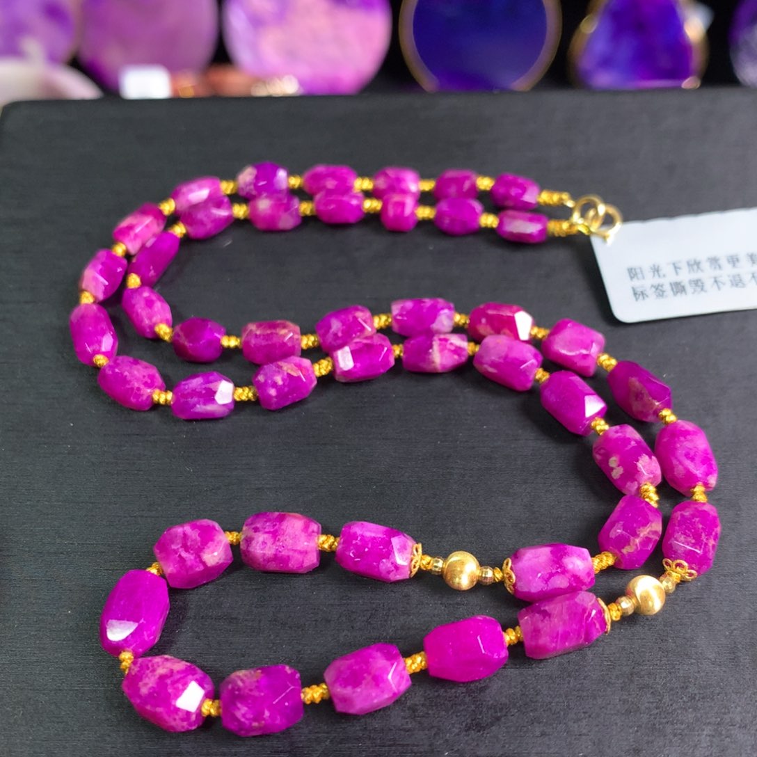 18K金镶嵌苏纪石（舒俱来）冰桃红项链18k