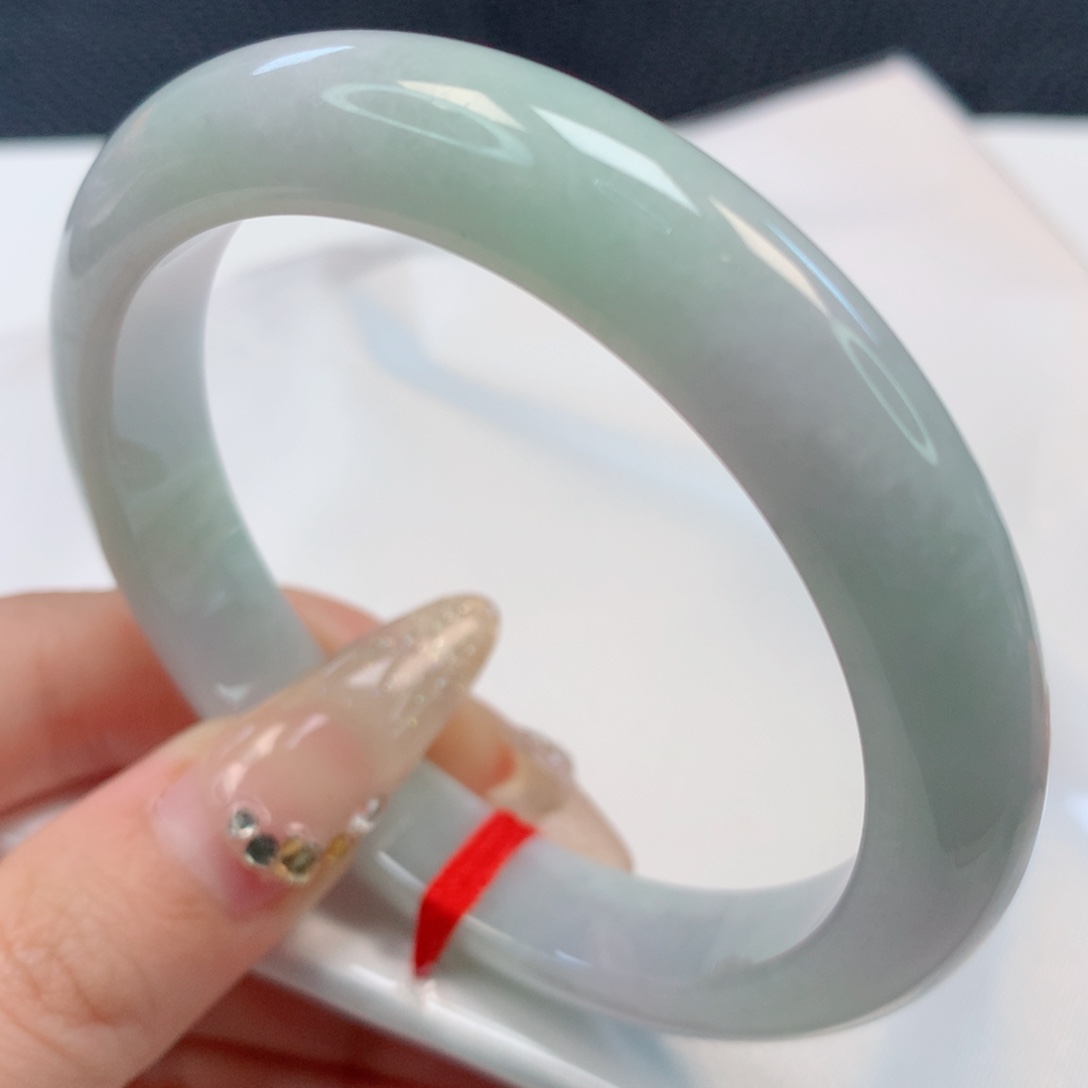 【闪购商品】翡翠手镯未镶嵌57圈