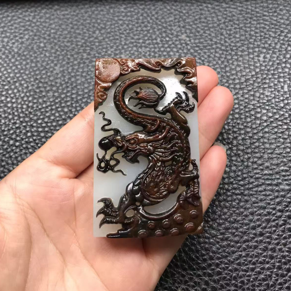 和田玉龙牌，实物漂亮，