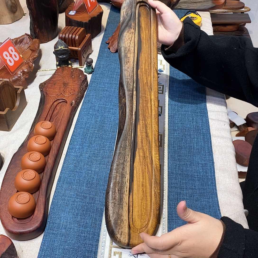 鸡翅木实木茶杯收纳架