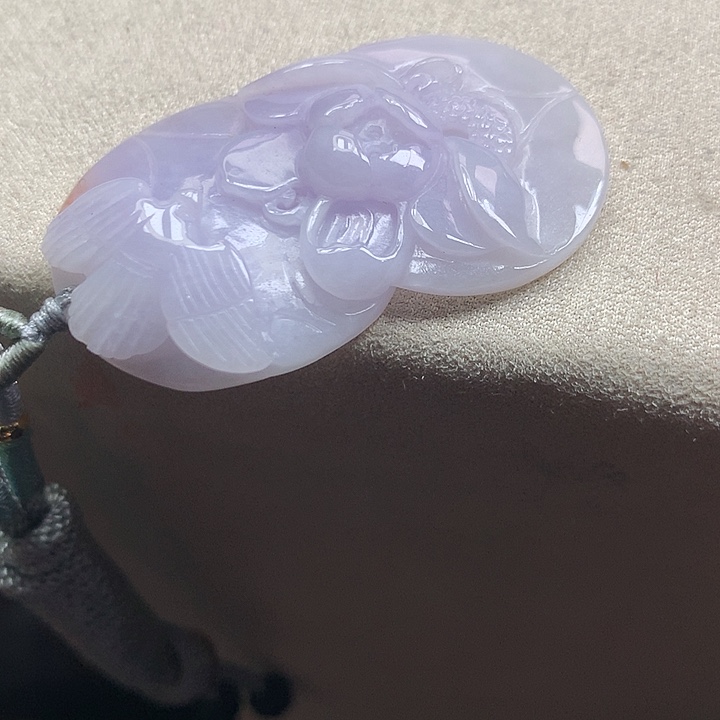 翡翠颈饰未镶嵌吊坠