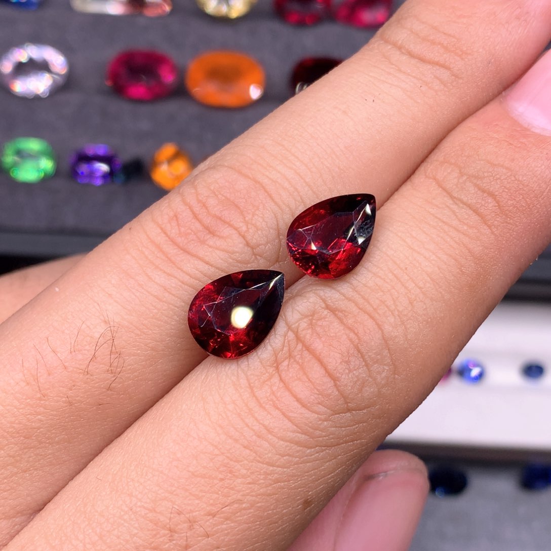 石榴石裸石未镶嵌