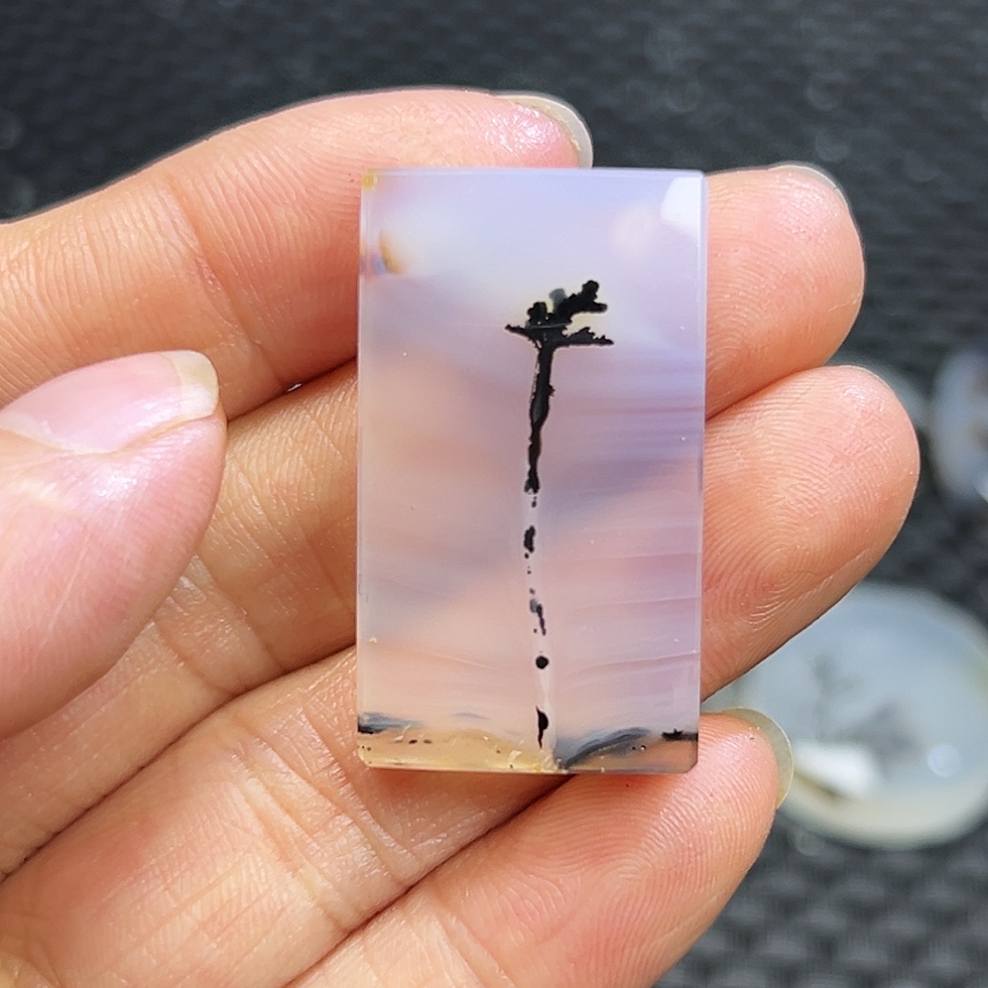 玛瑙/玉髓未镶嵌珠宝半成品