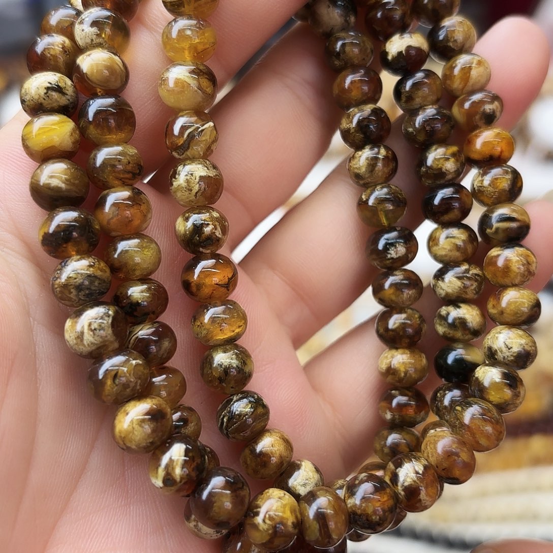 琥珀未镶嵌裸石八91166