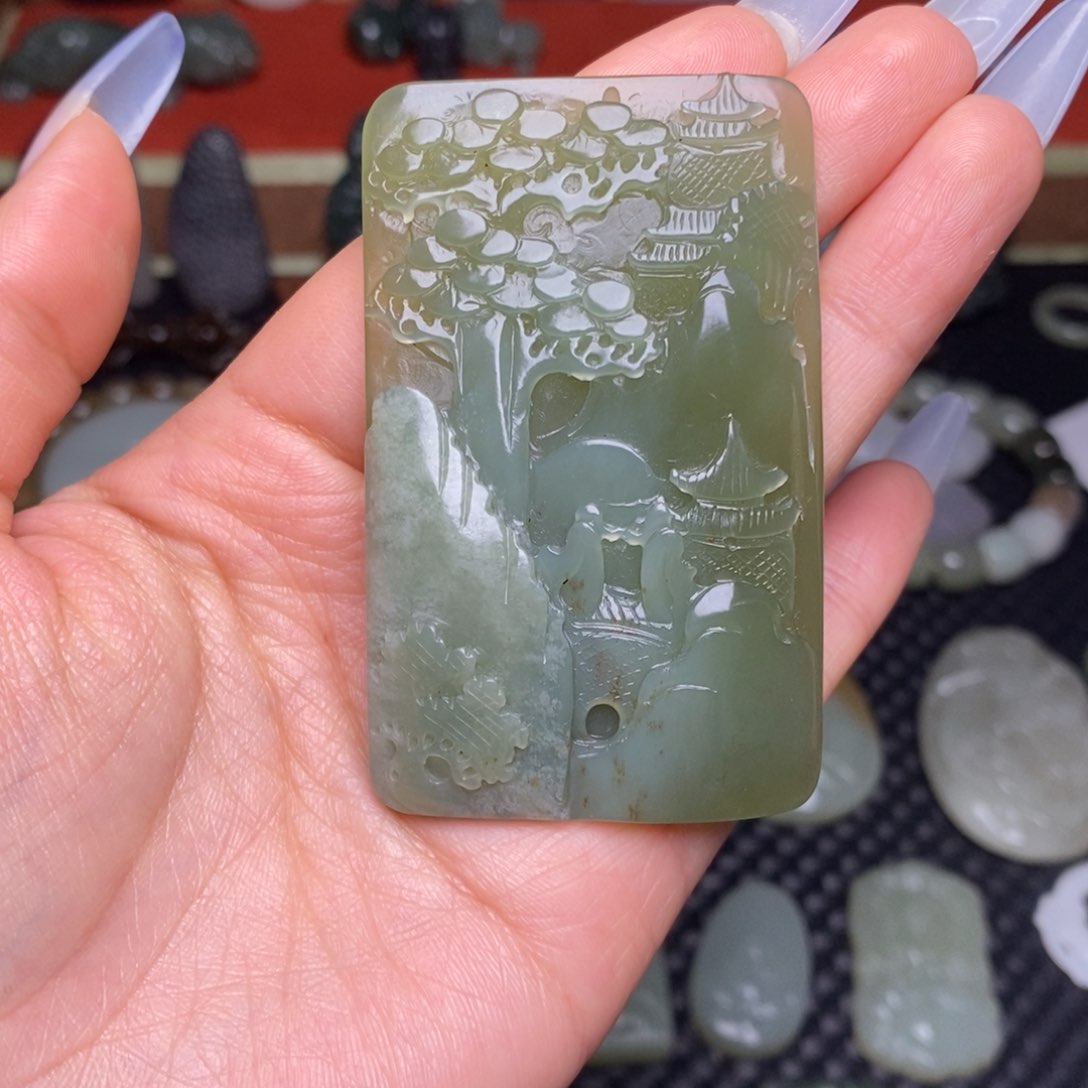 和田玉颈饰未镶嵌