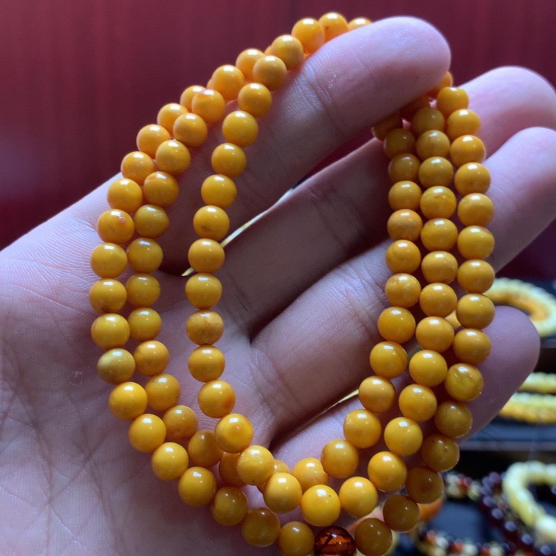 未镶嵌琥珀珠宝奇石