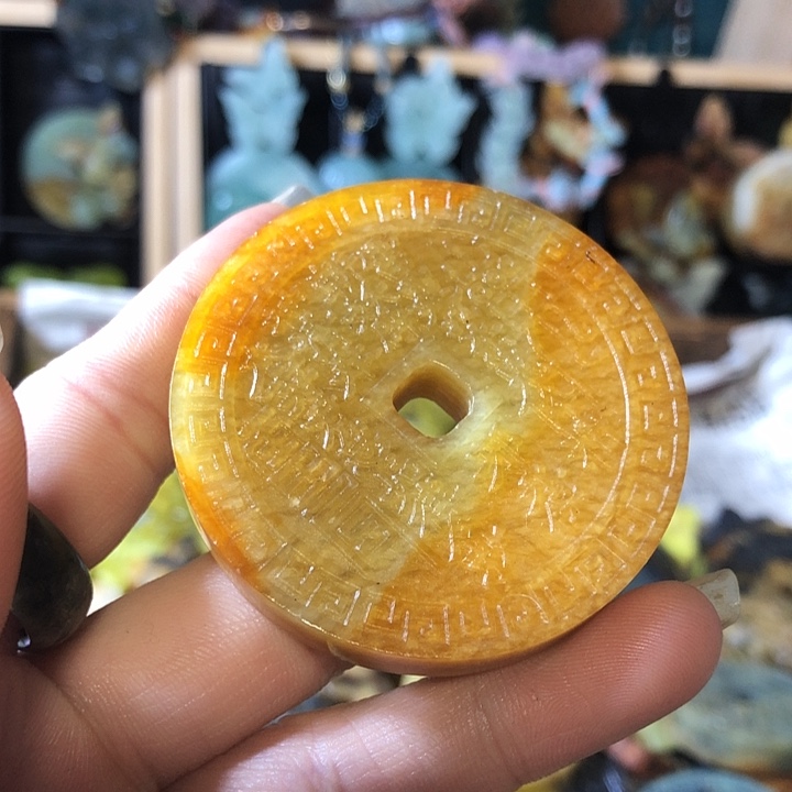 岫玉未镶嵌岫玉挂件