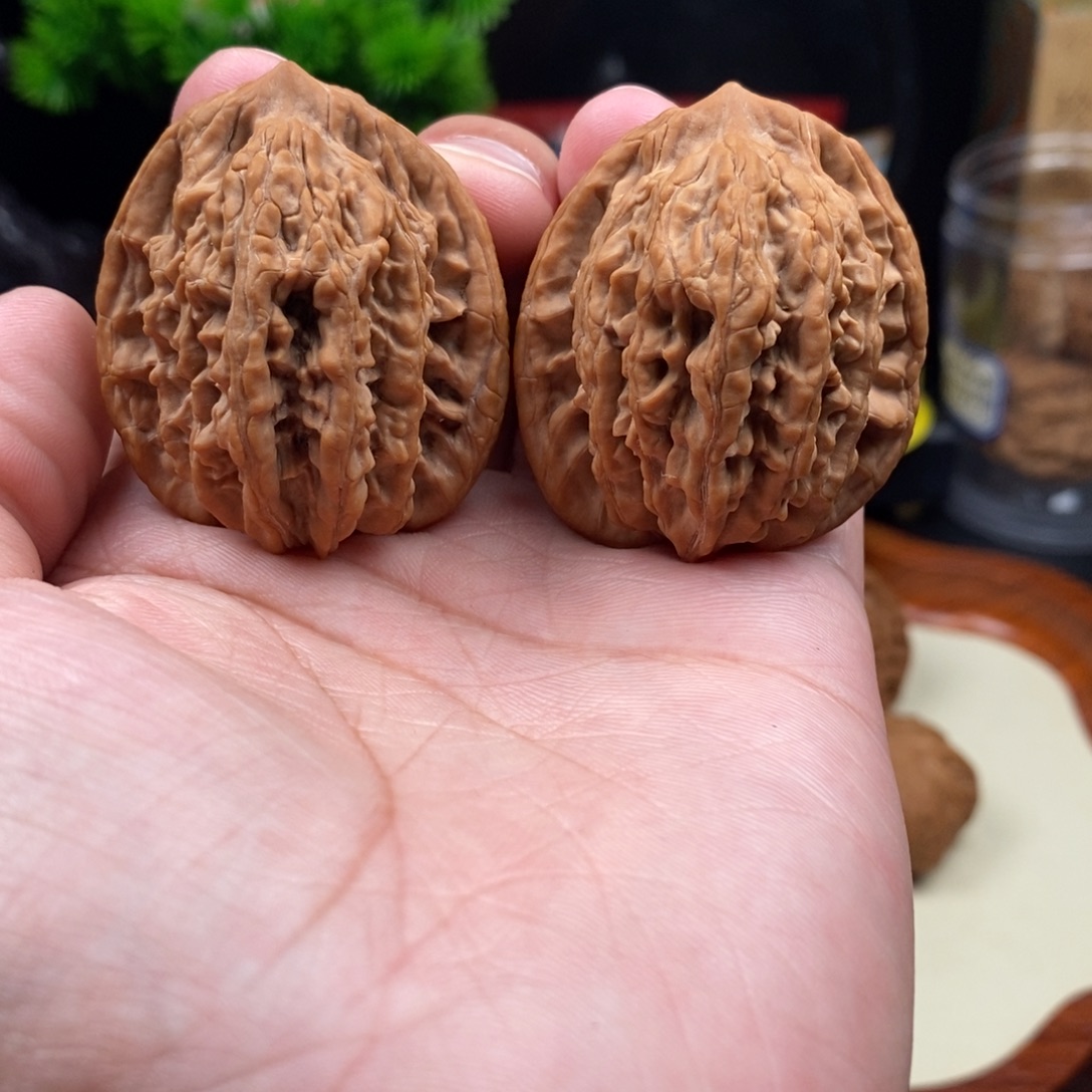 文玩核桃把件麦虎40