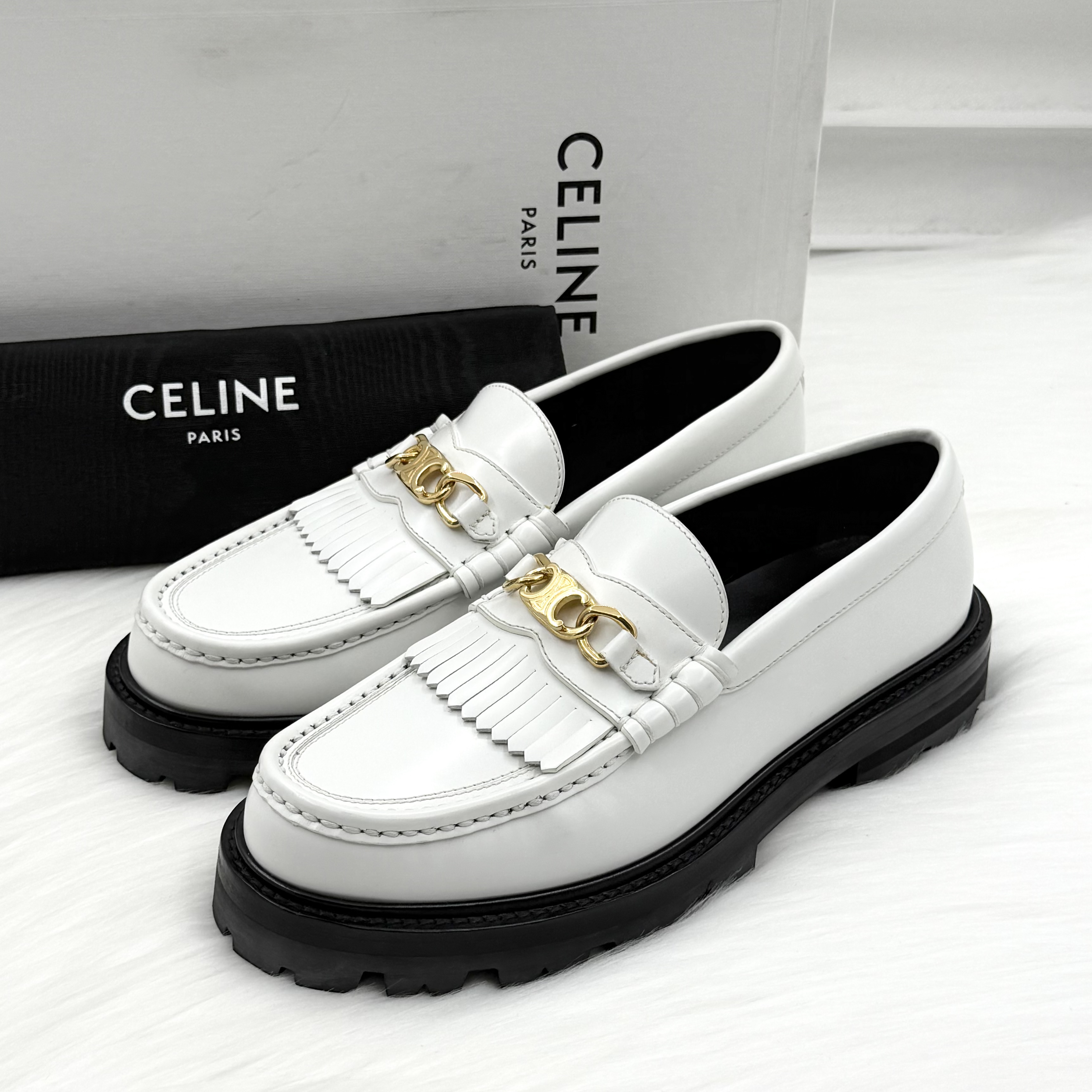 未使用 Celine/思琳 凯旋门流苏金饰乐福鞋 38码 公价9k j1279