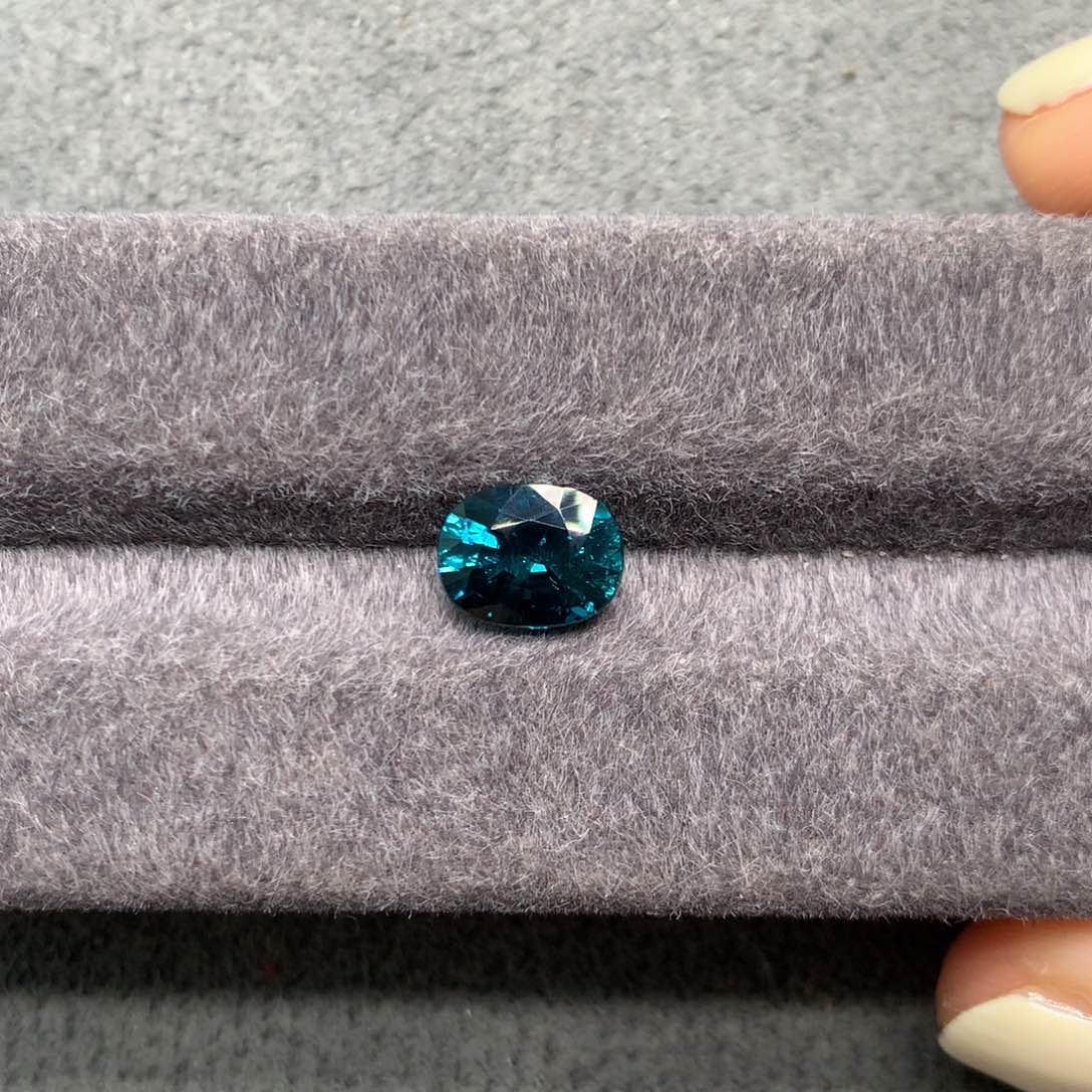 裸石未镶嵌碧玺1.78克拉