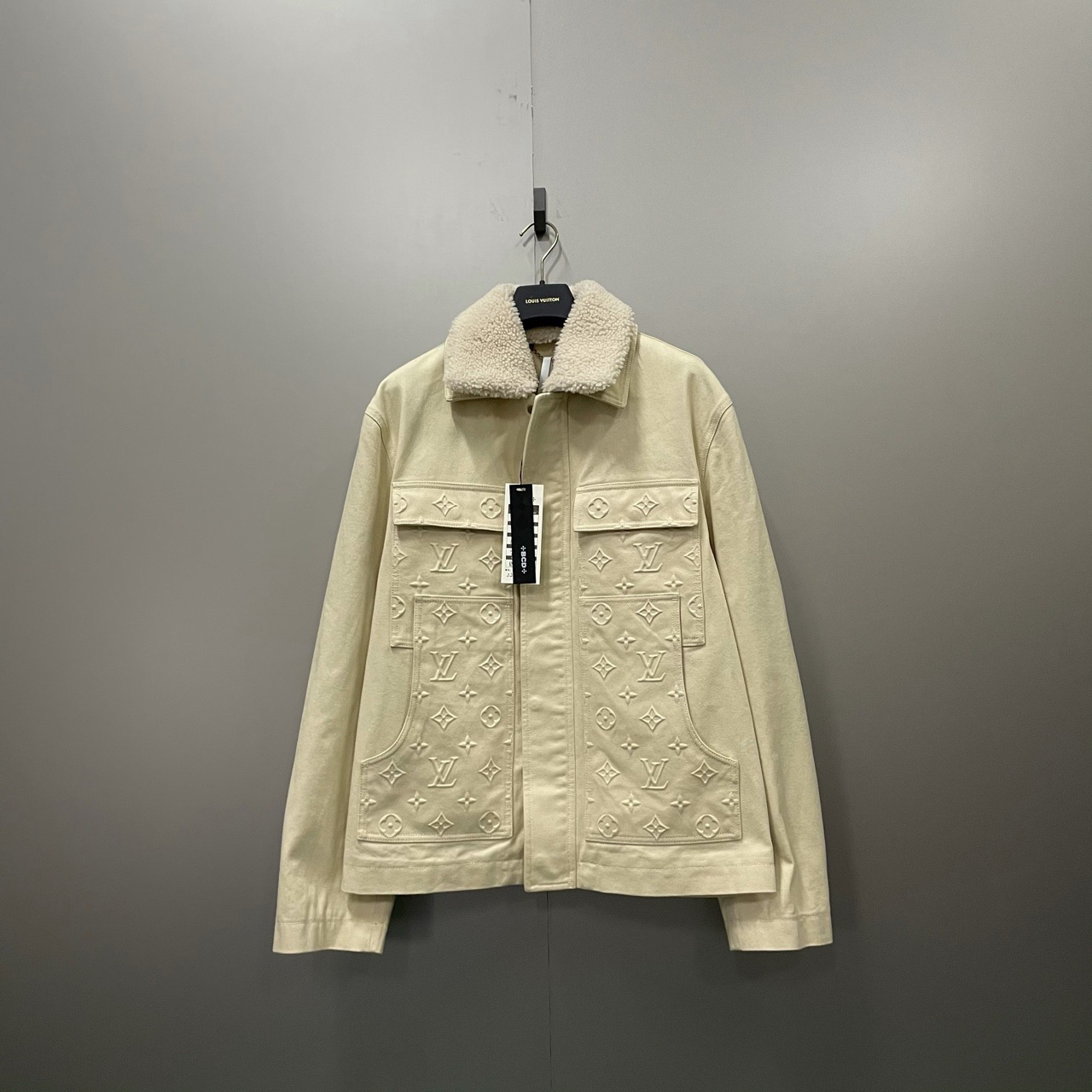 99新 LouisVuitton/路易威登 (ll) 卡其色老花伐木衣 50码/003858