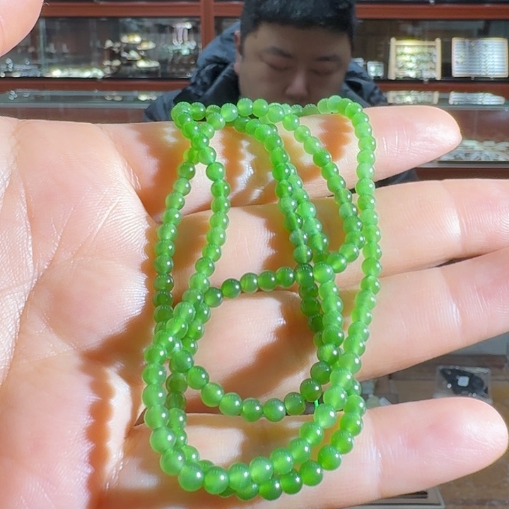 和田玉碧玉项链未镶嵌