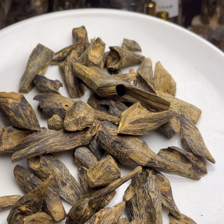 沉香沉香碎屑沉香树丁100g